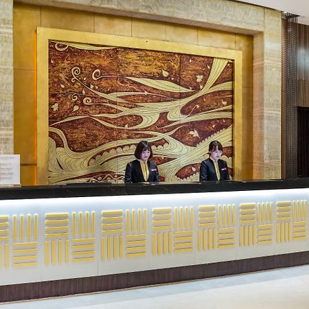 Crowne Plaza Yantai Sea View By Ihg Otel Dış mekan fotoğraf