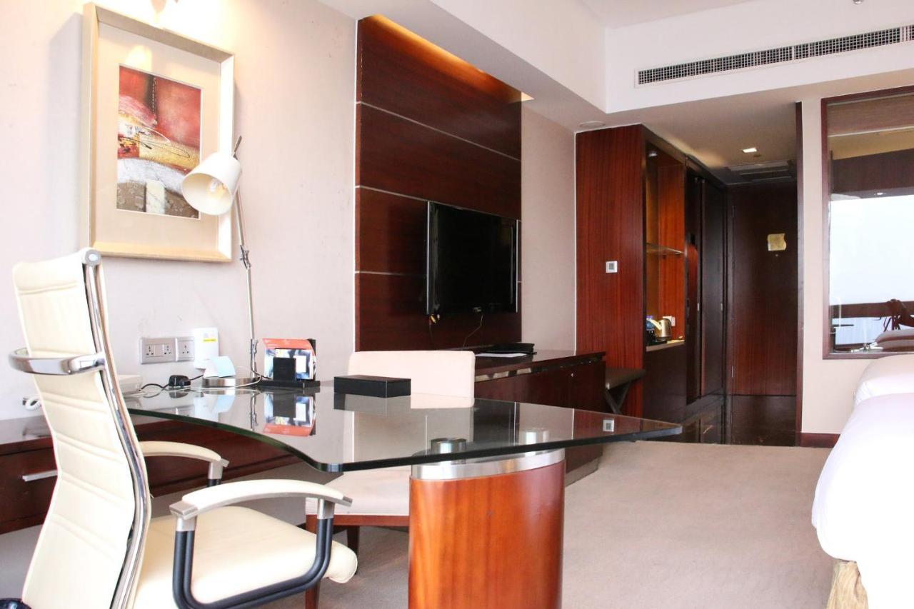 Crowne Plaza Yantai Sea View By Ihg Otel Dış mekan fotoğraf