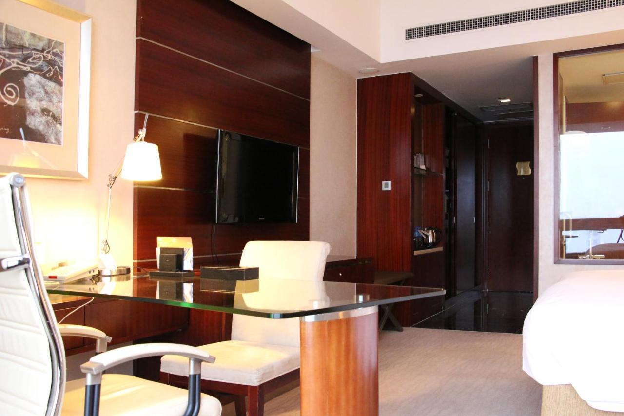 Crowne Plaza Yantai Sea View By Ihg Otel Dış mekan fotoğraf